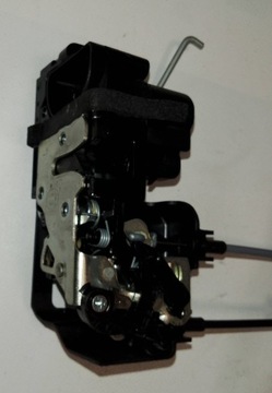 ZÁMEK DVEŘE LEVÝ ZADNÍ SSANGYONG KORANDO III FACELIFT 5PIN