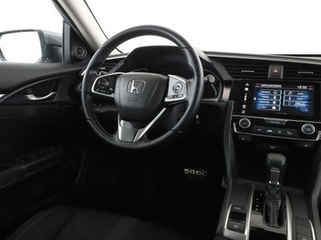 Honda Civic X Sedan 4d 1.5 VTEC Turbo 182KM 2017 Honda Civic automat LED navi klima auto kamera i, zdjęcie 15
