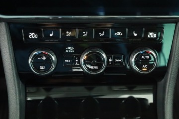 Skoda Superb III Liftback Facelifting 2.0 TDI SCR 200KM 2021 Skoda Superb 2.0 TDI, Salon Polska, 1. Właściciel, zdjęcie 9