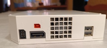 Игровая консоль белого цвета ''NINTENDO Wii RVL-001[EUR]''