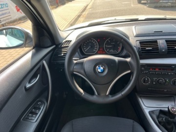 BMW Seria 1 E81/E87 Hatchback 5d E87 2.0 118d 143KM 2008 BMW Seria 1 KLIMATYZACJA PARKTRONIC EL.SZYBY EL.LUSTERKA KOMPUTER GWARANCJA, zdjęcie 9