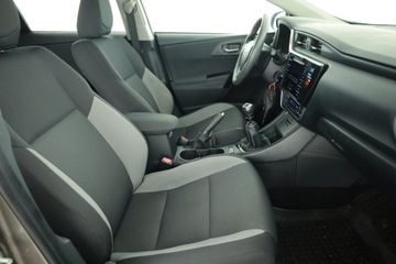 Toyota Auris II Hatchback 5d Facelifting 1.33 Dual VVT-i 99KM 2017 Toyota Auris 1.3 Dual VVT-i, Salon Polska, Klima, zdjęcie 6