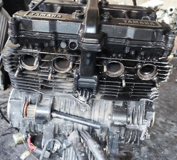 Двигатель YAMAHA XJ 600 после аварии