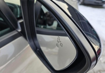 Citroen C3 III Hatchback Facelifting 1.2 PureTech 83KM 2023 Citroen C3 1.2 83KM Shine - Salon PL Serwis ASO Gwarancja FV23 1.2 83KM, zdjęcie 10