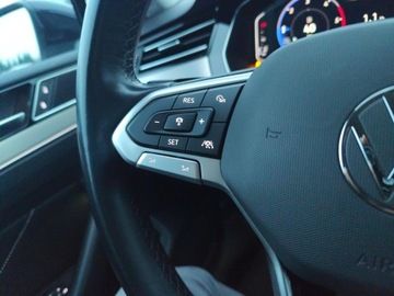 Volkswagen Passat B8 Variant Facelifting 2.0 TDI SCR 200KM 2022 Volkswagen Passat Elegance 2.0 TDI/200KM, Salon Po, zdjęcie 18