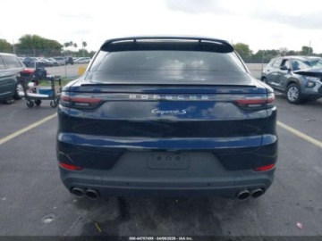 Porsche Cayenne III 2022 Porsche Cayenne S Coupe 2022 2.9 Benzyna 434KM, zdjęcie 3