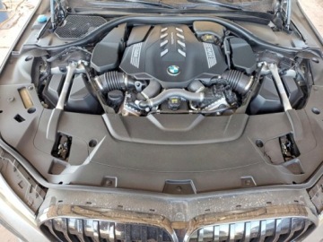 BMW Seria 7 G70 2022 BMW Seria 7 750XI 2022 4.4 Benzyna 523KM, zdjęcie 6