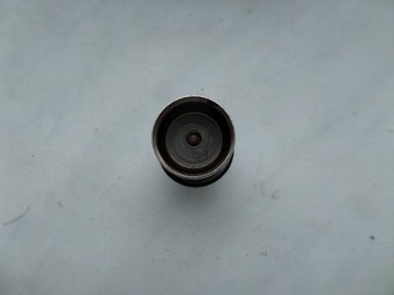 ZAPALOVAČ AUTOMOBILNÍ TOYOTA AVENSIS T25 12V JAKO NOVÁ