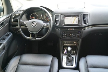 Volkswagen Sharan II Van Facelifting 2.0 TDI 177KM 2020 Volkswagen Sharan HIGHLINE panorama LINE ASSIST na, zdjęcie 29