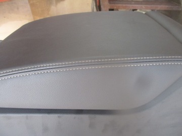 TUNEL ŚRODKOWY PODŁOKIETNIK VW TOUAREG III SKÓRA