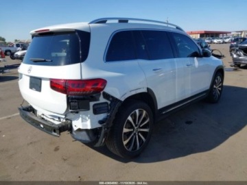 Mercedes GLB 2021 Mercedes-Benz GLB 2021 Mercedes-Benz GLB 250 SUV 2.0 Benzyna 221KM, zdjęcie 6