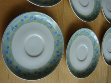 Блюдца для чашек и кружек, новые, 12 шт.