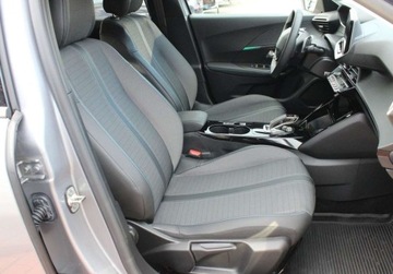 Peugeot 2008 II SUV 1.2 PureTech 130KM 2021 Peugeot 2008 Allure EAT8 Gwarancja Od RiA 1.2 Benzyna 130KM, zdjęcie 10