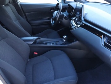 Toyota C-HR I Crossover 1.8 Hybrid 122KM 2019 Toyota C-HR 1.8 Hybrid, Salon Polska, Automat, zdjęcie 8