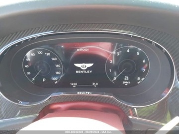 Bentley Bentayga 2021 Bentley Bentayga BENTLEY BENTAYGA, silnik 4.0, 44, od ubezpieczyciela 4.0, zdjęcie 6