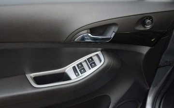 Chevrolet Orlando 1.4T  140KM 2013 Chevrolet Orlando 1.4TB 7-Osobowy Navi Kamera Oryginal Lakier 148 TYS KMSp, zdjęcie 28