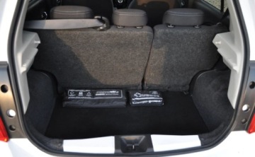 Nissan Micra IV Hatchback 5d Facelifting 1.2 80KM 2017 Nissan Micra 1.2 Benzyna Klimatyzacja Nawigacja 1.2 Benzyna 80KM, zdjęcie 14