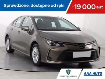 Toyota Corolla XII Sedan 1.5 VVT-i 125KM 2022 Toyota Corolla 1.5 VVT-i, Salon Polska