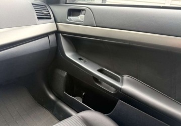 Mitsubishi 2015 Mitsubishi Lancer Mitsubishi Lancer 1.6 Invite 1.6 Benzyna 117KM, zdjęcie 33