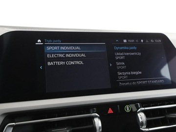 BMW Seria 3 G20-G21 2020 BMW 330 PHEV full LED virtual cocpit navi sportowe, zdjęcie 24