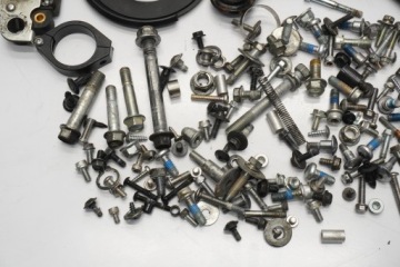 SUZUKI SFV 650 GLADIUS 09-16 БОЛТЫ ВИНТЫ