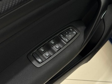 Renault Megane IV Grandtour Facelifting 1.3 TCe 140KM 2020 Renault Megane Limited / 1 właściciel / Salon Pols, zdjęcie 18