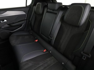 Peugeot 308 II Hatchback Facelifting 1.2 PureTech 130KM 2021 Peugeot 308 1.2 GT Automat Nawigacja Aktywny, zdjęcie 16