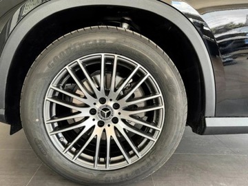 Mercedes GLC C254/X254 Coupe 2.0 220d 197KM 2025 GLC 220 d 4-Matic Avantgarde 2.0 (197KM) 2025, zdjęcie 3