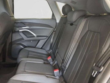 Audi Q5 II Q5-e Facelifting 2.0 50 TFSI e 299KM 2025 AUDI Q5 e-Hybrid quattro Suv 2.0 (299KM) 2025, zdjęcie 12