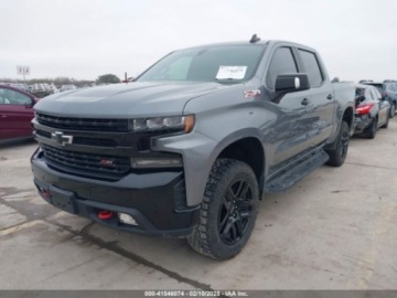 Chevrolet Silverado II 2022 Chevrolet Silverado LTD Short Bed LT Trail Boss, 2022r., 5.3L 5.3 Benzyna, zdjęcie 1