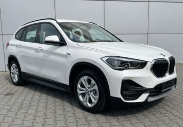 BMW X1 F48 Crossover Plug-In 1.5 25e 220KM 2021 BMW X1 Maly przebieg Faktura VAT 23 1.5 Hybryda Plug-in 220KM, zdjęcie 5