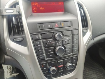 Opel Astra J Hatchback 5d 1.6 Twinport ECOTEC 115KM 2011 Opel Astra 1,6 115 KM ,Salon Polska, zdjęcie 2