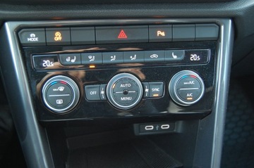 Volkswagen T-Roc I SUV 2.0 TDI 150KM 2021 VW T-ROC 2.0TDI 150PS KeylessGo Pół Skóry Virtual Salonowy Stan 2xAlu, zdjęcie 22