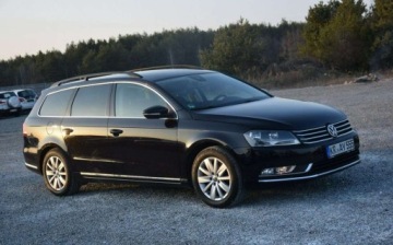 Volkswagen Passat B7 Variant 2.0 TDI CR DPF BlueMotion 140KM 2014 Volkswagen Passat 2.0TDI 4x4 Navi 2 KPL KOL Oryginal lakier Grzane FoteleS, zdjęcie 2