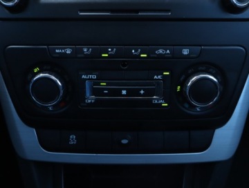 Skoda Yeti Outdoor 2.0 TDI 110KM 2014 Skoda Yeti 2.0 TDI, Salon Polska, Serwis ASO, zdjęcie 15