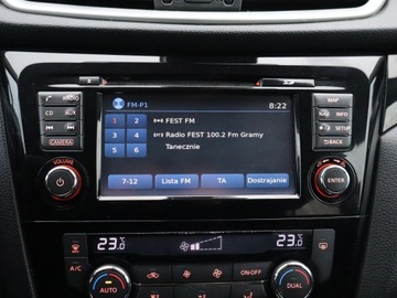 Nissan Qashqai II Crossover 1.2 DIG-T 115KM 2015 Nissan Qashqai 1.2 DIG-T, Salon Polska, Klima, zdjęcie 18