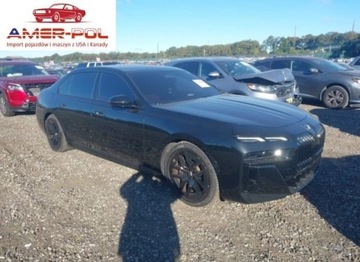 BMW Seria 7 G70 2023 BMW Seria 7 760I XDrive 2023 4.4l 4.4 Benzyna 536KM