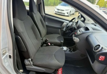 Toyota Aygo I 2010 Toyota Aygo Rezerwacja Benzyna 68KM, zdjęcie 17