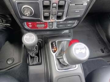 Jeep Wrangler IV 80th Anniversary 2d  Seria 6 2.0 GME Turbo 272KM 2025 JEEP Wrangler Rubicon GME 2.0 Turbo AT 4WD Suv 272KM 2025, zdjęcie 13