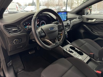 Ford Focus III Kombi Facelifting 1.5 TDCi 120KM 2018 Ford Focus ST Line / CarPlay/AndroidAuto / Nawigac, zdjęcie 6