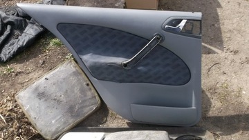 Boczek Tapicerki Lewy Tył Skoda Octavia I