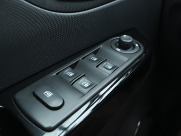 Renault Captur I Crossover 0.9 Energy TCe 90KM 2014 Renault Captur 0.9 TCe, Salon Polska, Navi, Klima, zdjęcie 12