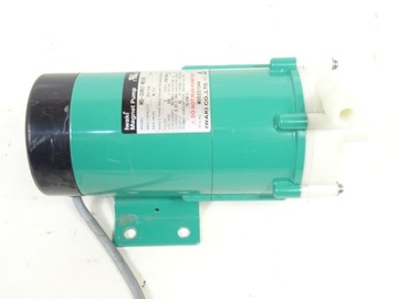Pompa cieczy Iwaki MD-30RZ-NC05
