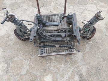 SANKI MOST ZWROTNICA PRZOD DODGE NITRO 2.8 CRD