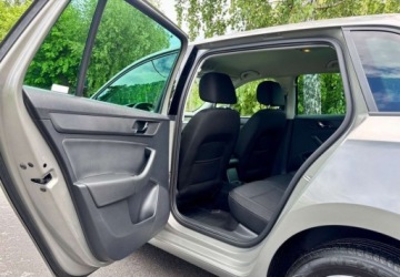 Skoda Rapid II Spaceback 1.2 TSI 105KM 2014 Skoda RAPID Skoda RAPID 1.2 TSI Ambition 1.2 Benzyna 105KM, zdjęcie 19
