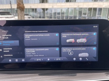 Omoda 5 1.6 T-GDI 147KM 2025 Omoda 5 Premium Phantom Gray z czerwonymi akcentam, zdjęcie 22