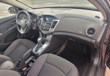 Chevrolet Cruze Hatchback 5d 1.8 16V DOHC 141KM 2012 Chevrolet Cruze Benzynaautomatserwisprosto z Niemic 1.8 Benzyna 141KM, zdjęcie 7