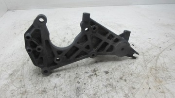 AUDI A8 D3 3.0 TDI A059130147j Кронштейн ТНВД