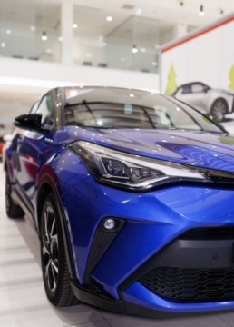 Toyota C-HR I Crossover Facelifting 2.0 Hybrid Dynamic Force 184KM 2019 Toyota C-HR 2.0 Hybrid Selection 2.0 Hybryda 184KM, zdjęcie 10