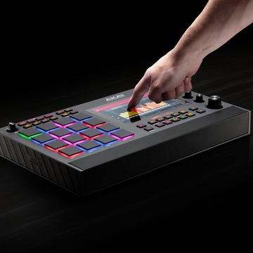 AKAI MPC LIVE II — Рабочая станция